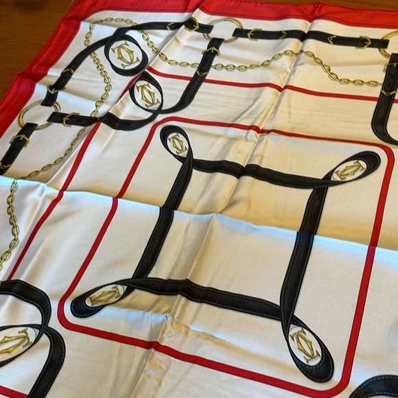 Cartier “le must de Cartier” silk scarf EUC aprox 33” square - Picture 5 of 11